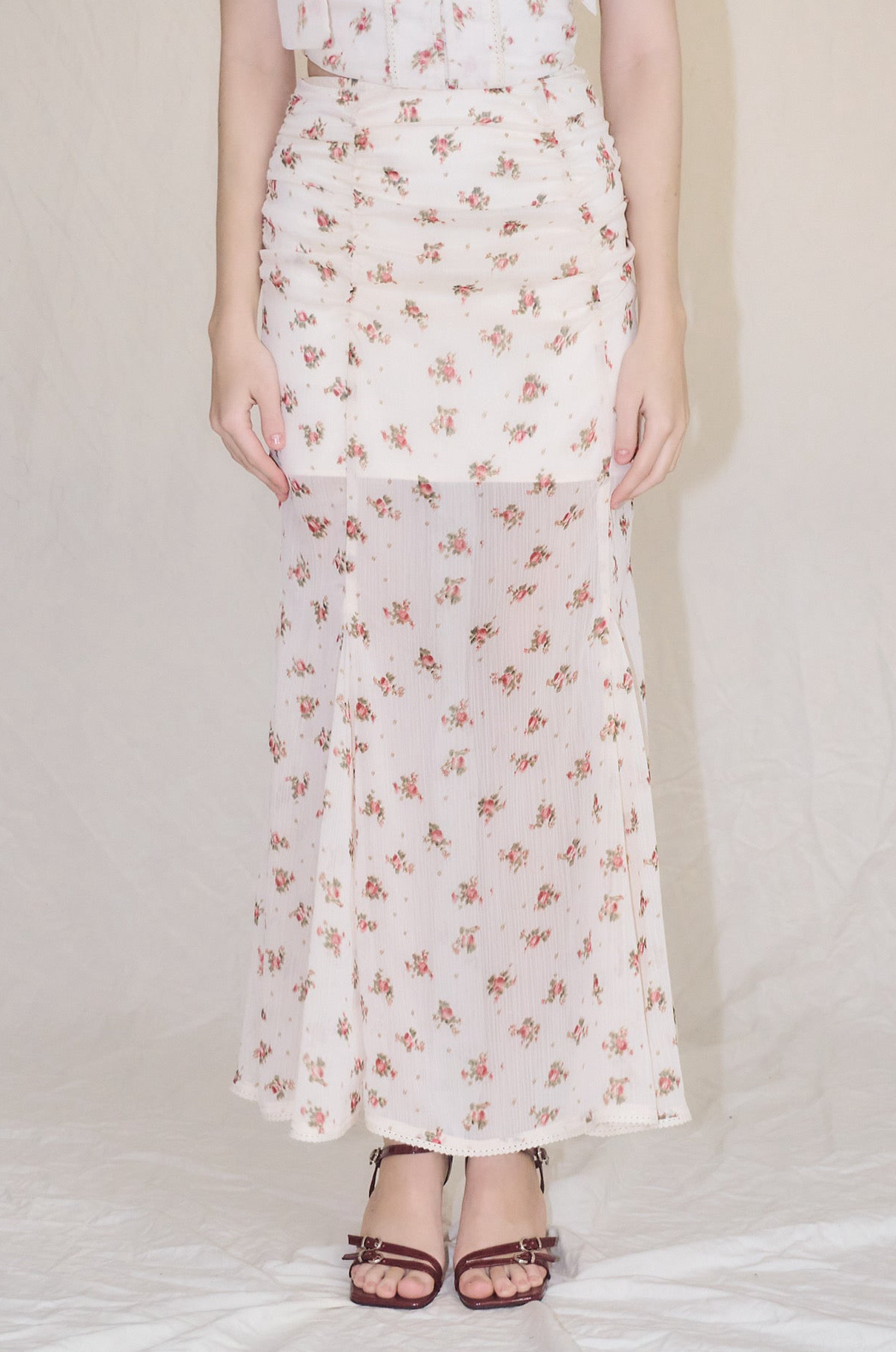 スカート yilon little flower chiffon skirt Little flower chiffon skirt – YILON