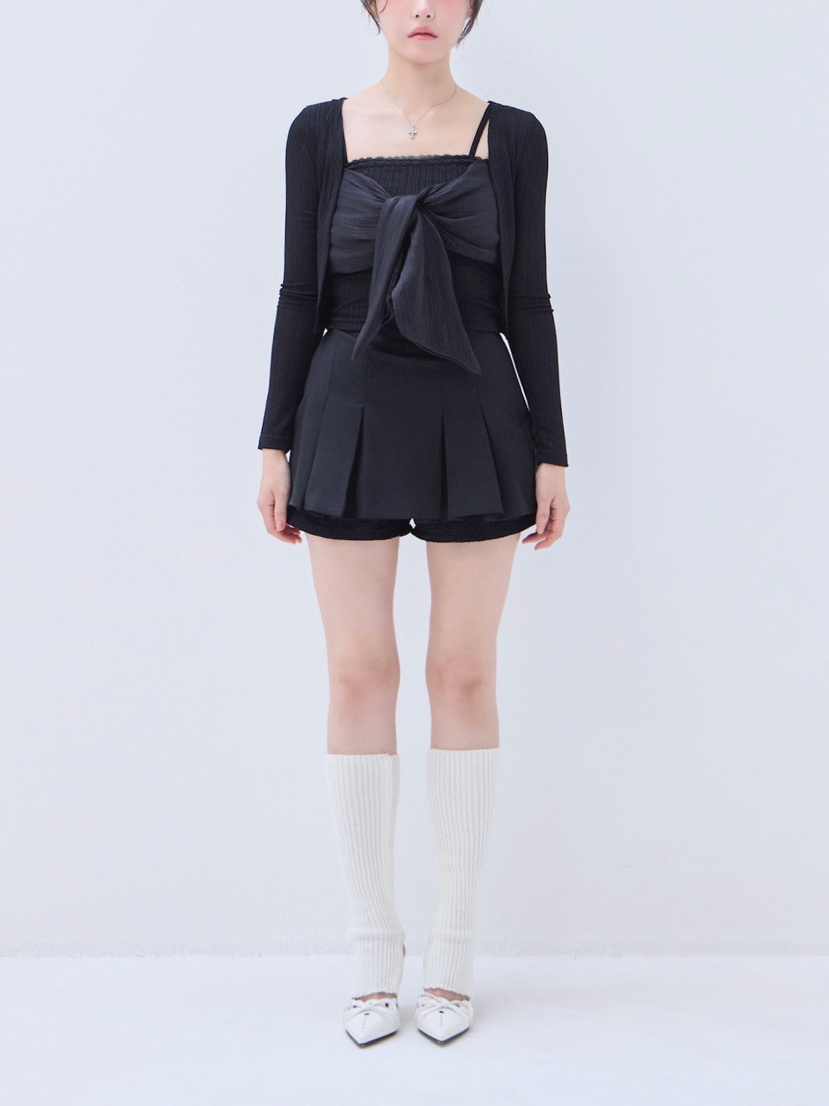 スカート yilon LACE PLEATS PANTS SKIRT Lace pleats pants skirt – YILON