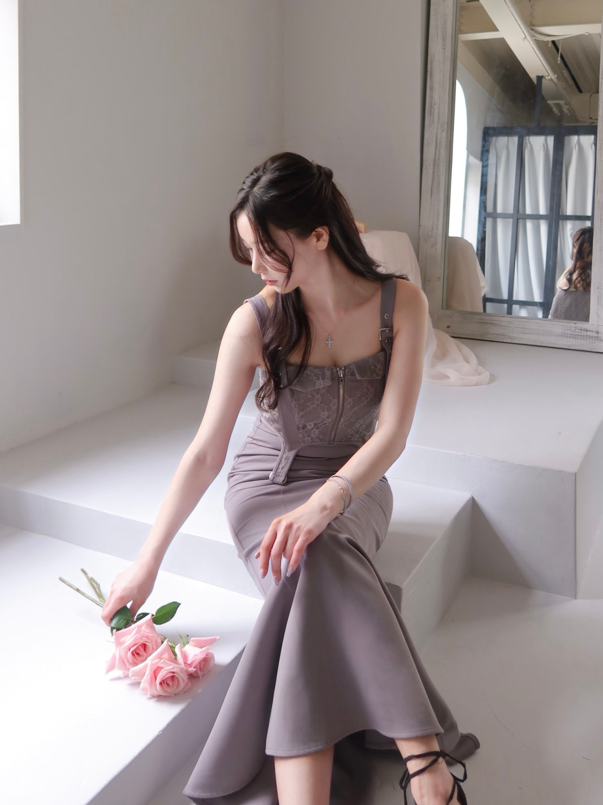 YILON MADE Romantic bustier dress グレー Romantic bustier dress – YILON