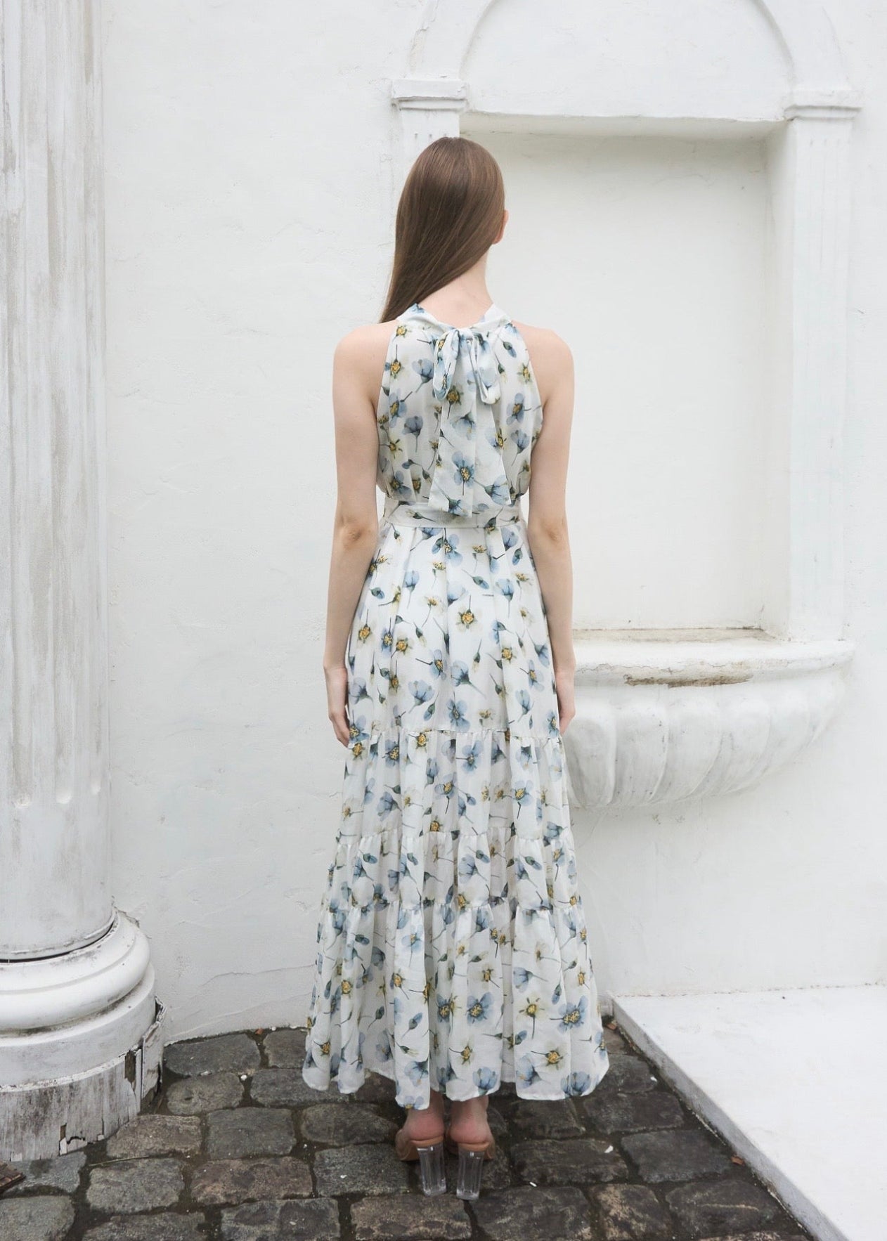 HALTER NECK TIERED MAXI DRESS – YILON