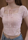RIBBON LACE TEE