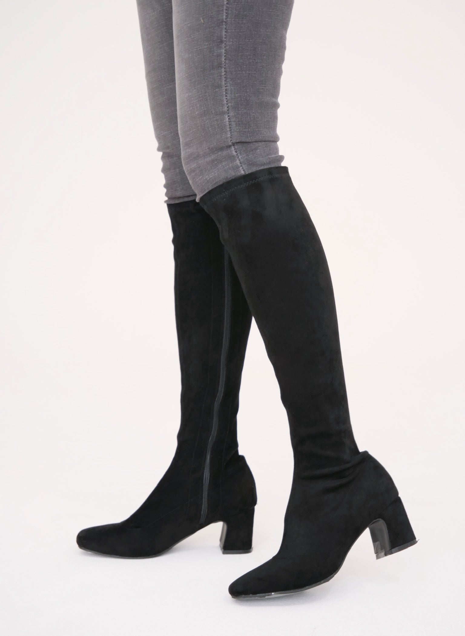 【新品未使用】 yilon Strap belt long bootsベージュ SHOES – YILON