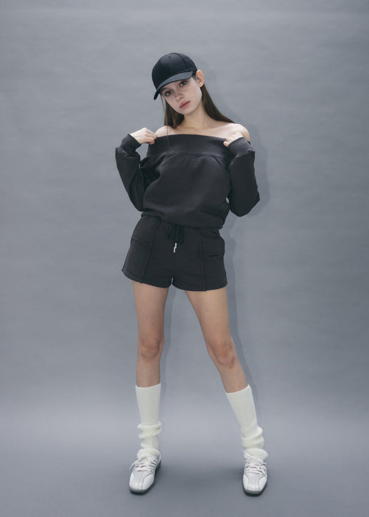 Off-shoulder sweat setup