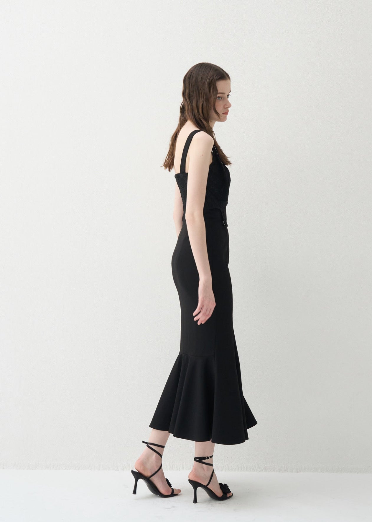 ♡yilon♡ Romantic bustier dress ワンピース ROMANTIC BUSTIER DRESS – YILON