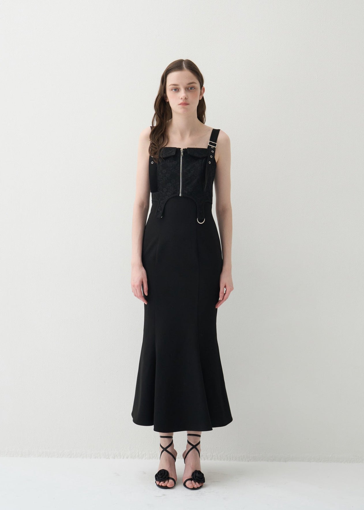 yilon イロン ROMANTIC BUSTIER DRESS ブラック ROMANTIC BUSTIER DRESS – YILON