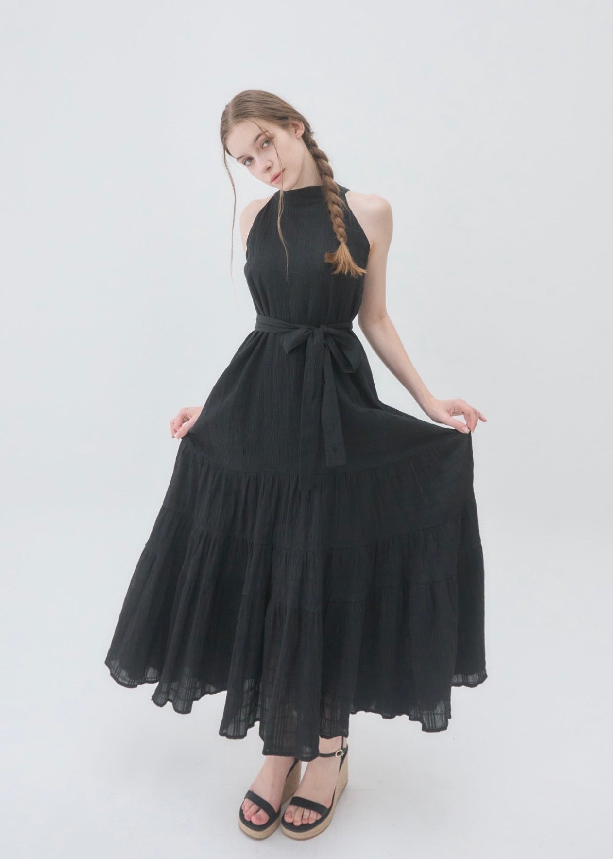 HALTER NECK TIERED MAXI DRESS – YILON