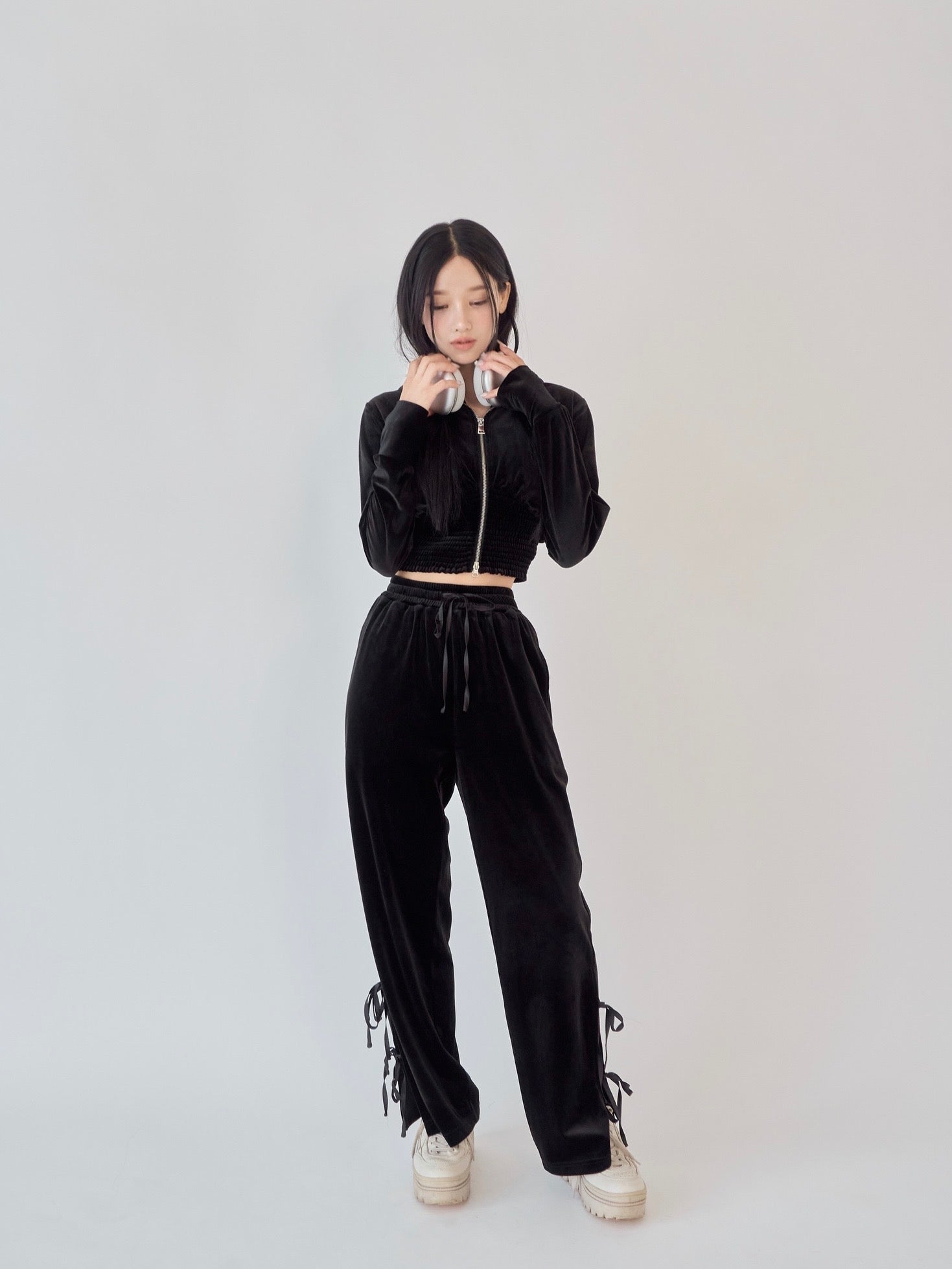 Relux velour setup (pants) – YILON